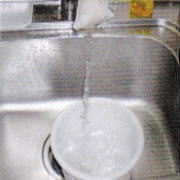 台所の給水管洗浄後